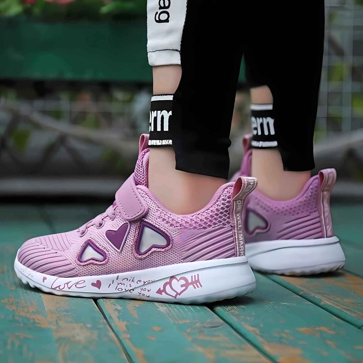 Sweetheart Kicks